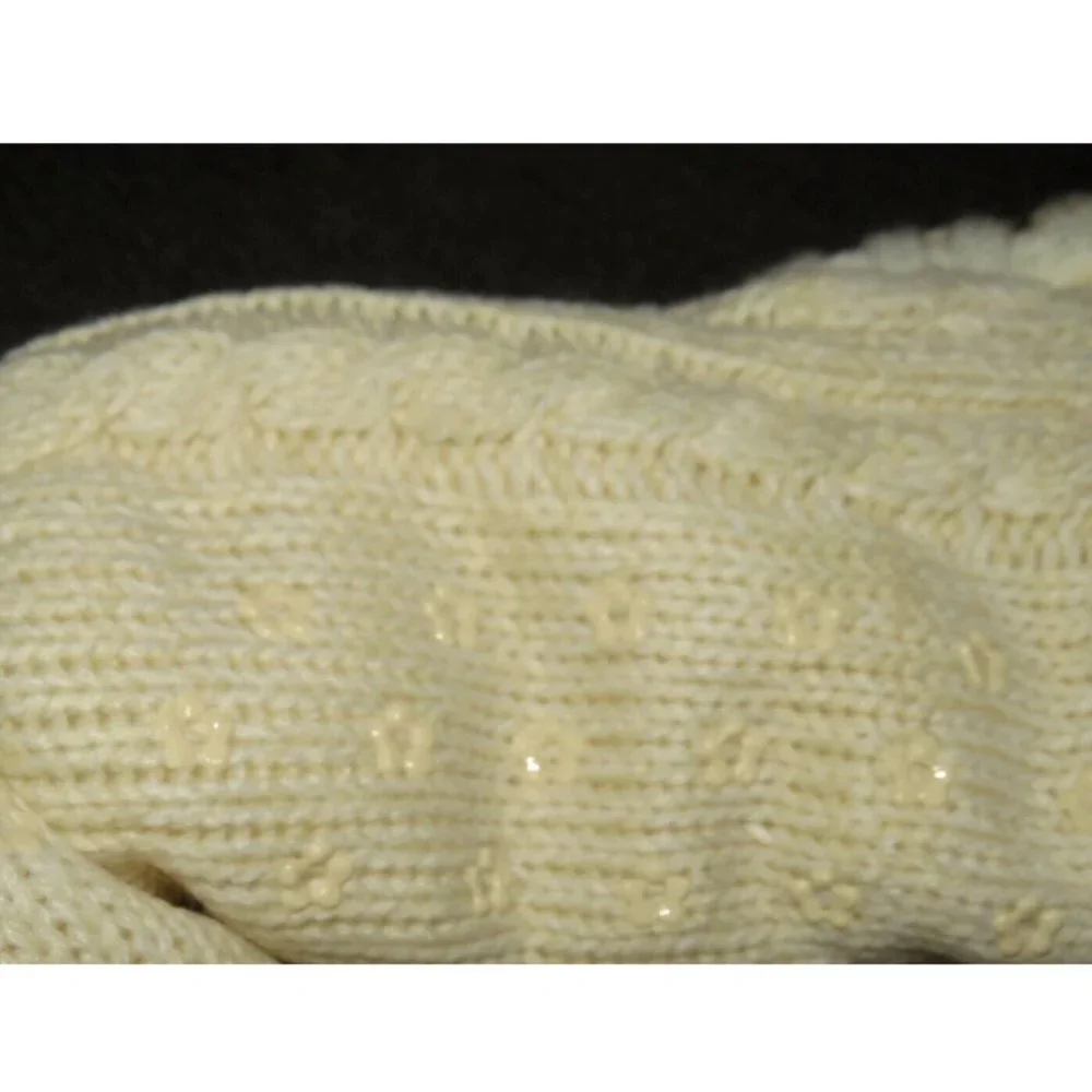 4 Oak Lane Apparel Ivory Plush Cable Knit Slipper Socks, Size Small-Medium